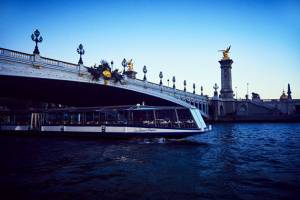 boat trip seine dinner cruise