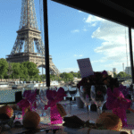 Diner assis - Le Paris