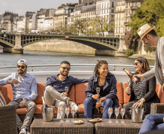 Le bateau ivre - Paris Seine Le bateau ivre - Paris Seine