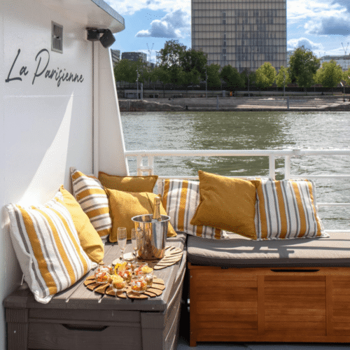 La Parisienne - Paris Seine La Parisienne - Paris Seine