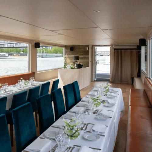 La Parisienne - Paris Seine La Parisienne - Paris Seine